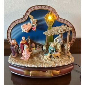 Vintage Enesco The Nativity Deluxe Illuminated Multi Action Musical Silent Night